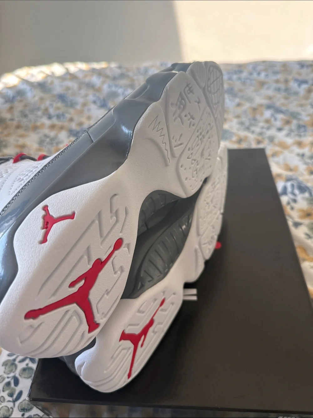 Jordan Air Jordan 9 Retro White/Grey/Red Men's Sneakers